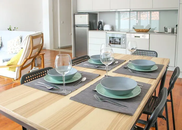 Bonjardim Flats - T2 Com Varanda